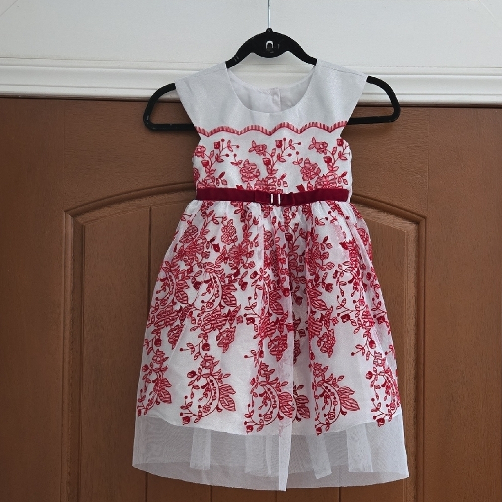 Jona‎ Michelle Red and White Floral Girls Dress Size 5T